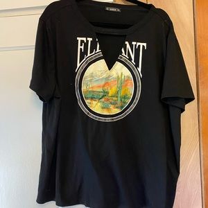 Cutout graphic tee
